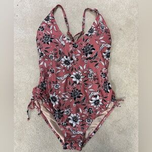 NWT Kona Sol Floral Criss Cross one piece Bathing Swim Suit Large New
